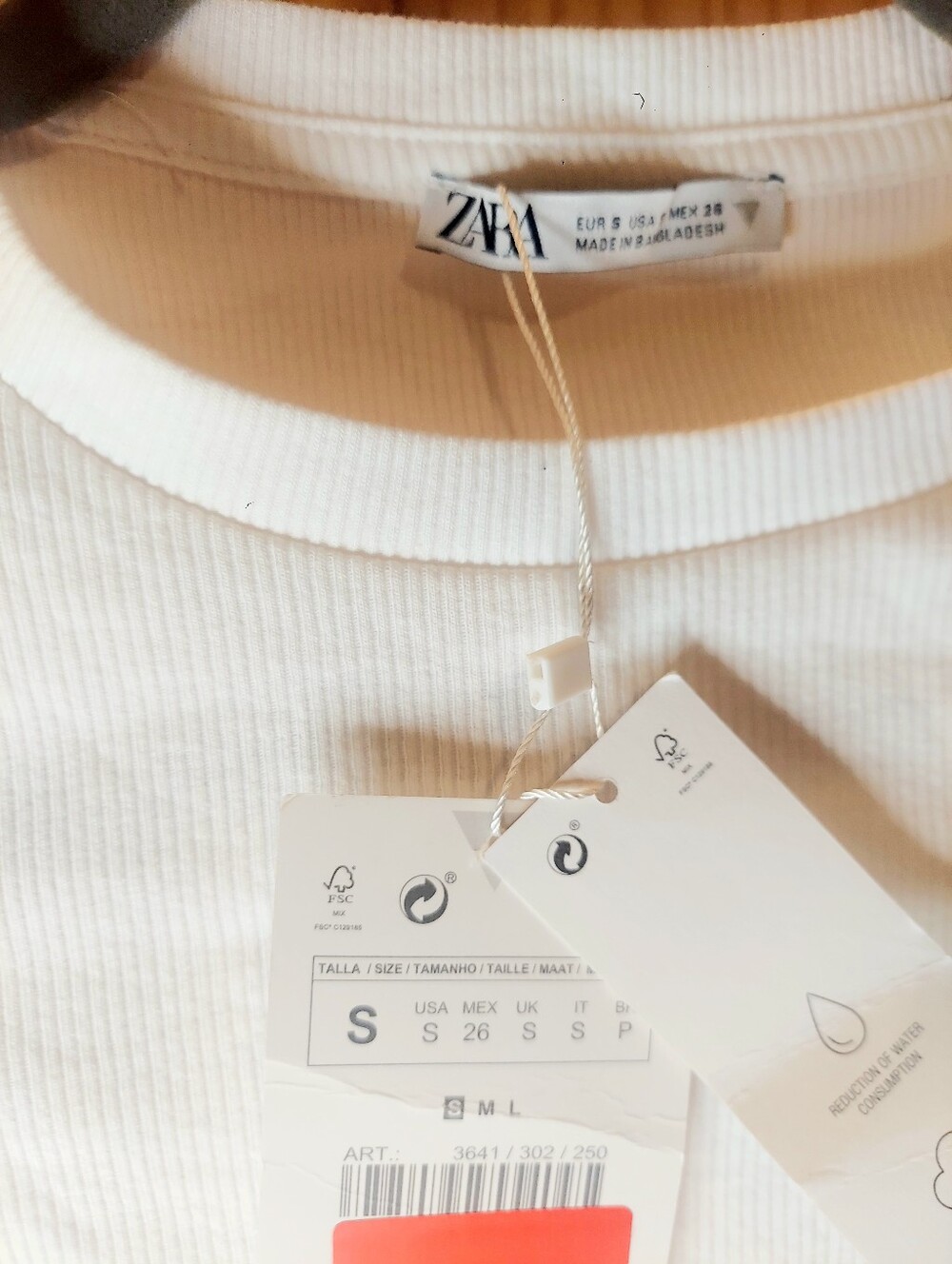 Zara Ruffle Ribbed Bodysuit - Picture 11 of 12